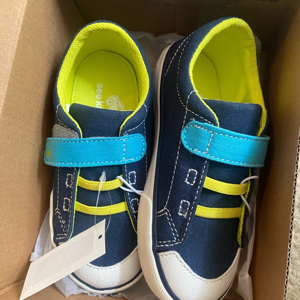 New in box see Kai run shoes